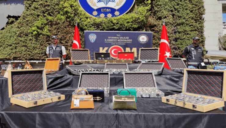 Beyoğlu’nda 100 milyon liralık kaçak çanta-saat yakalandı
