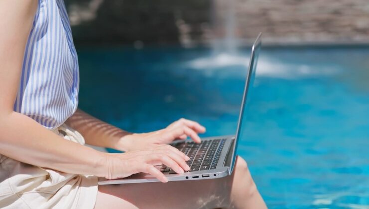 Fırsatçılık yapan çalışan yandı! Hem maaş hem tazminat gider