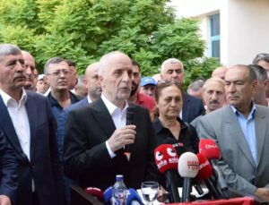 Kamu İşçileri Diyarbakır’dan seslendi: “Grev kararı alacağız”