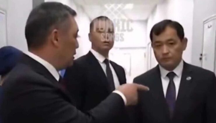 Sağlık Bakanı’nı kameralar önünde çocuk gibi azarladı