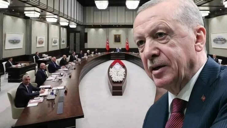 AKP’de kritik kamp başladı, taşlar yerinden oynuyor: Kabine değişikliğinde iki ihtimal masada!
