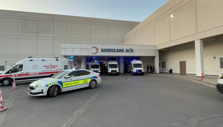 Kayseri’de feci kaza: 1’i ağır 2 polis memuru yaralandı