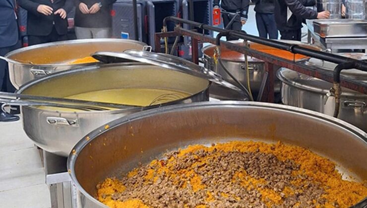 Yemek alımında yolsuzluk, müdüre para transferi iddiası