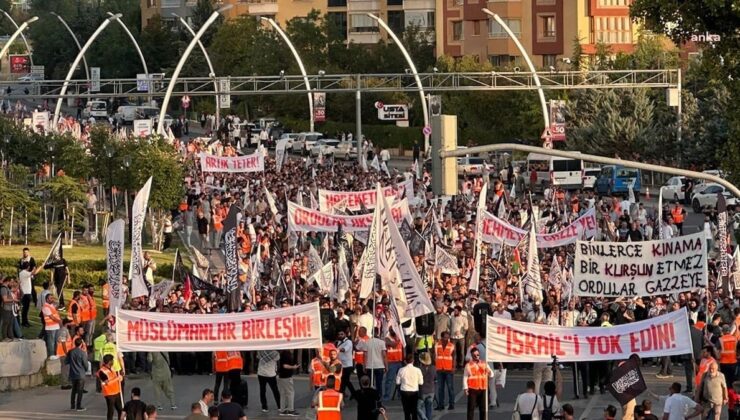 Yüzlerce kişi “Katil İsrail, işbirlikçi AKP” sloganları eşliğinde AK Parti Genel Merkezi’ne yürüdü