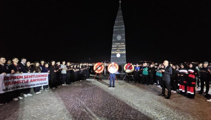 17 Ağustos Depremi’nde hayatını kaybedenler depremin merkez üssü Gölcük’te anıldı