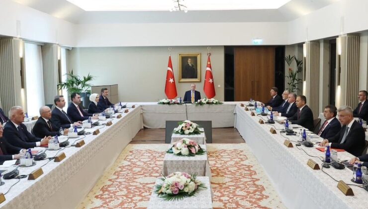 Ahlat’ta düzenlenen Kabine toplantısı bitti