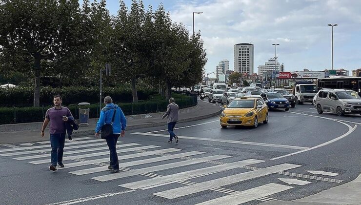 Bakan Uraloğlu duyurdu: Yaya geçitleri kaldırılıyor