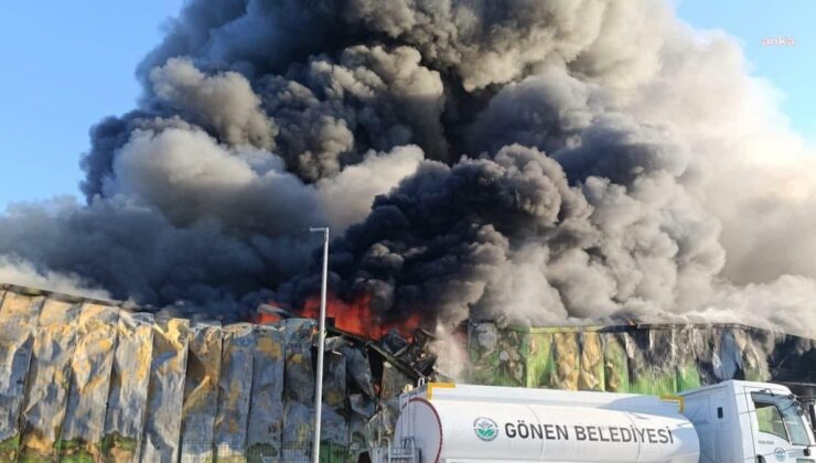 Balıkesir Gönen’de fabrika yangını: 2 kişi hayatını kaybetti