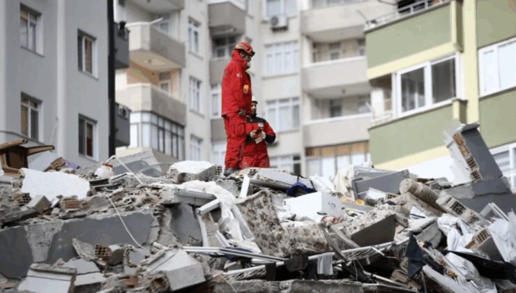 Bu il ve ilçelerde oturanlar dikkat: Türkiye’de fay hattı geçen noktalar tek tek açıklandı!
