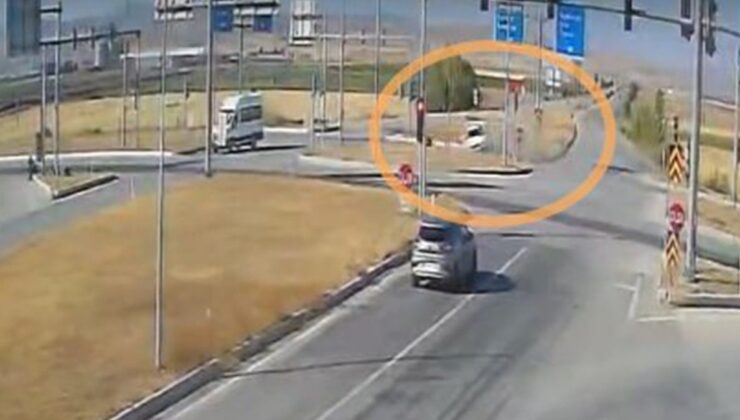 Çorum’da feci kaza kamerada: 10 yaralı