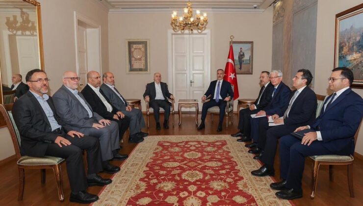 Dışişleri Bakanı Hakan Fidan, Hamas heyetiyle İstanbul’da görüştü