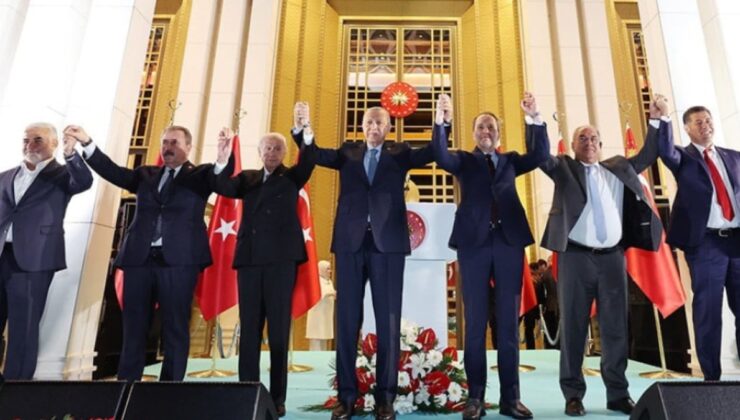 Eski ortak iktidara 7 ay süre verdi