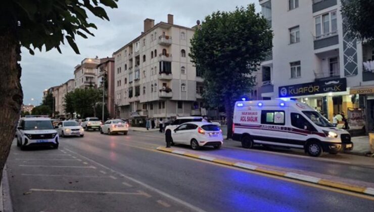 Husumetlisine berberde silahla saldırdı