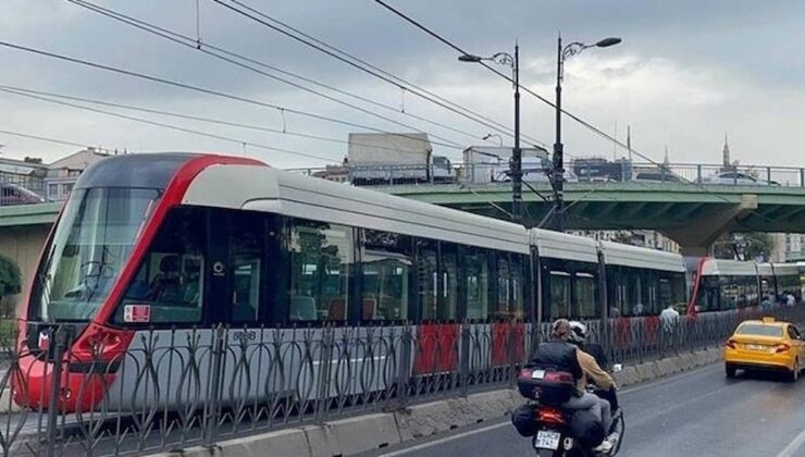 İstanbul’da tramvay durağında cüzdan çalarken yakalanan şüpheli tutuklandı
