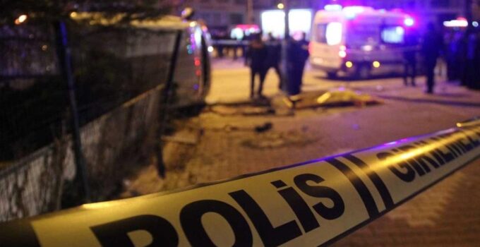 Karısını öldürüp intihar girişiminde buundu