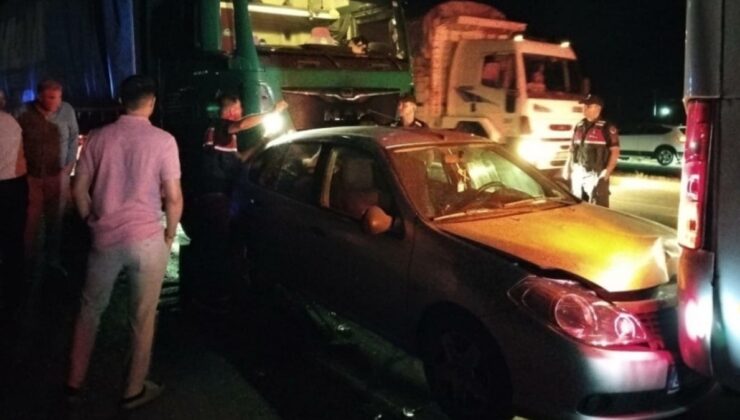 Kırmızı ışıktaki zincirleme kaza can aldı