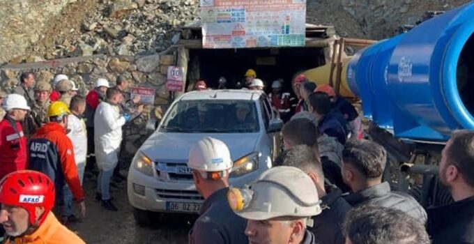 Madenciler ölüyor, ocaklar çalışıyor, iktidar izliyor