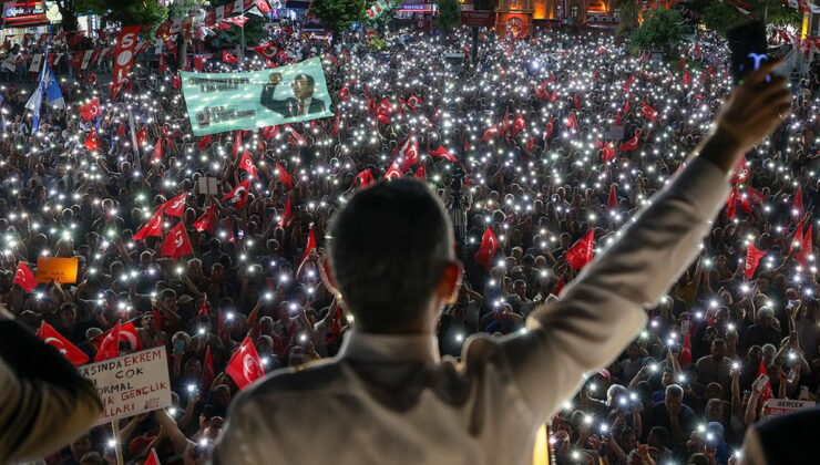 Şehit aileleri yoksa masada biz de yokuz