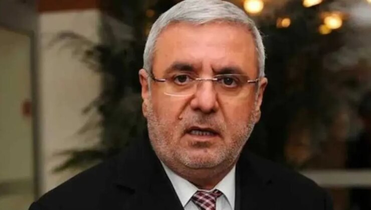 ‘Türk-Türkiyeli’ tartışmasının ardından AKP’li isim köşe yazarlığını bıraktı