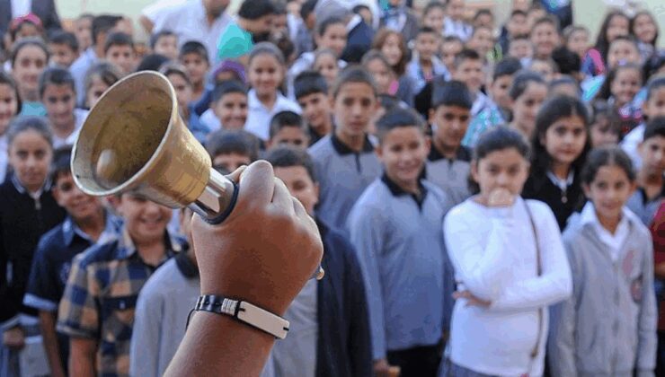 Yeni dönem başlıyor ama bazı okullarda zil çalmayacak!