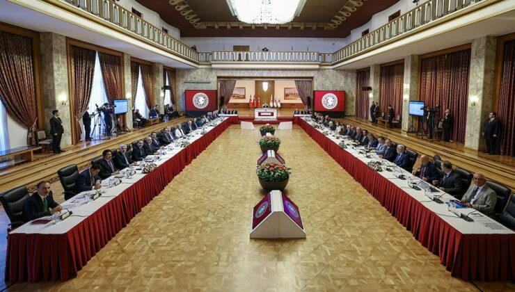 12’nci kez toplanan açılım komisyonunda tuhaf talepler