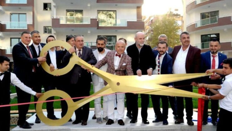 Açılışı “dünyanın en büyük makası”yla yapılmıştı: Üç tutuklu sanık tahliye edildi