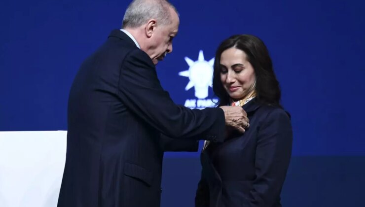 Beykoz Belediye Başkan Vekili Özlem Vural Gürzel, AK Parti’ye katıldı