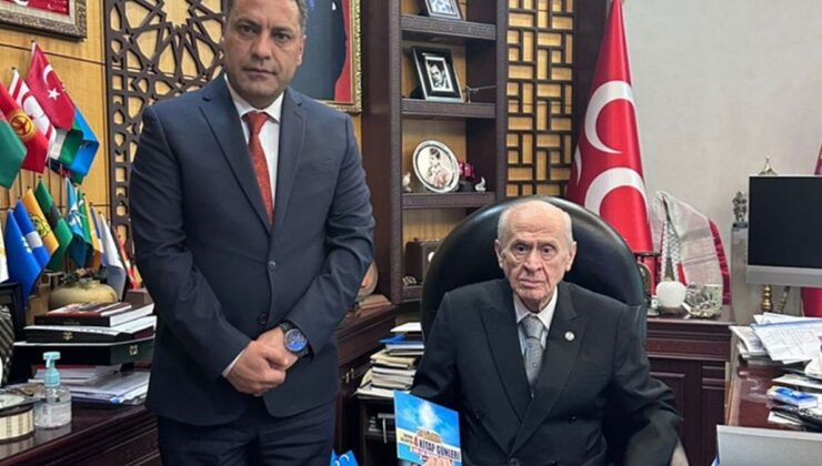 Cumhur’u karıştıran paylaşım: Evli belediye başkanının başka kadınla videosu çıktı