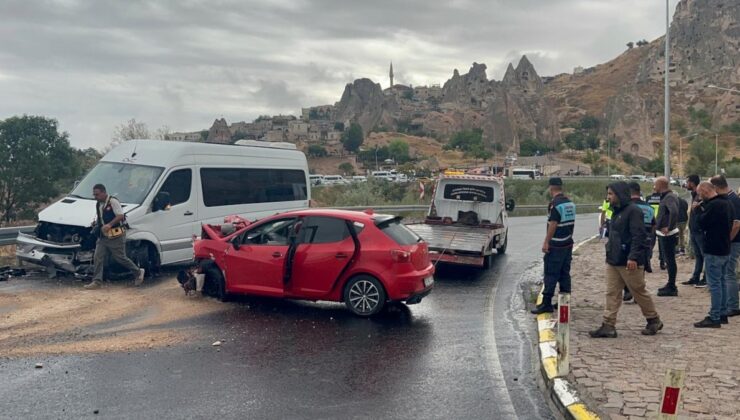 Nevşehir’de turist minibüsüyle otomobil çarpıştı: 6 yaralı