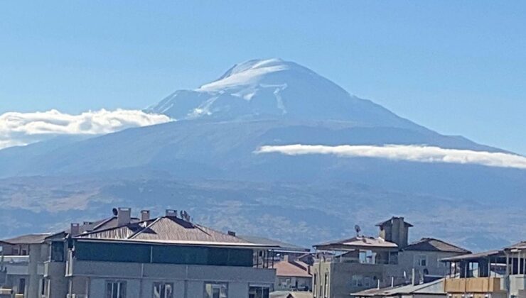‘Türkiye’nin çatısı’ beyazlara büründü