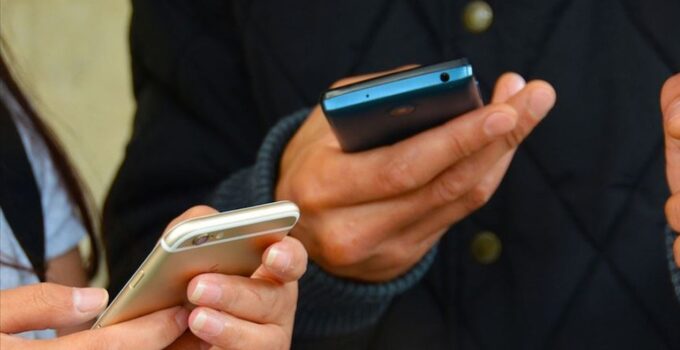 1 Nisan’dan itibaren bu telefonlar ve SIM kartları kullanılamayacak