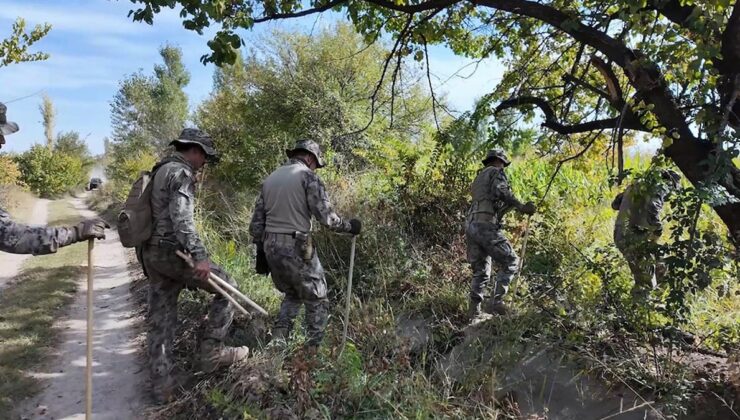 10 gündür aranıyor: Sivil Savunma Programı öğrencileri de çalışmalara katıldı