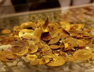 51 yıl sonra bir ilk: Kapalıçarşı’da kuyumcular altın satışını durdurdu