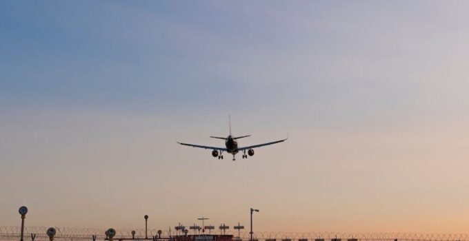 Balıkesir depremi hava trafiğini durdurdu