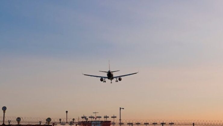Balıkesir depremi hava trafiğini durdurdu