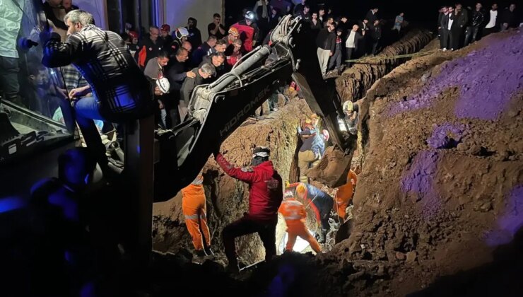 Bursa’da göçük faciası! Kazdıkları çukur 2 kardeşe mezar oldu