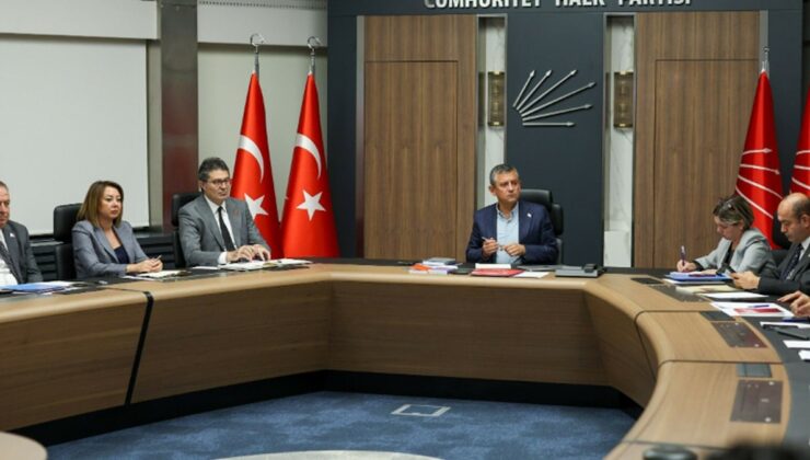 CHP’de gündem kurultay davası