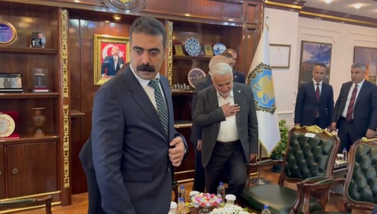 Diyarbakır’da tokalaşma krizi! Makam odası bir anda buz kesti