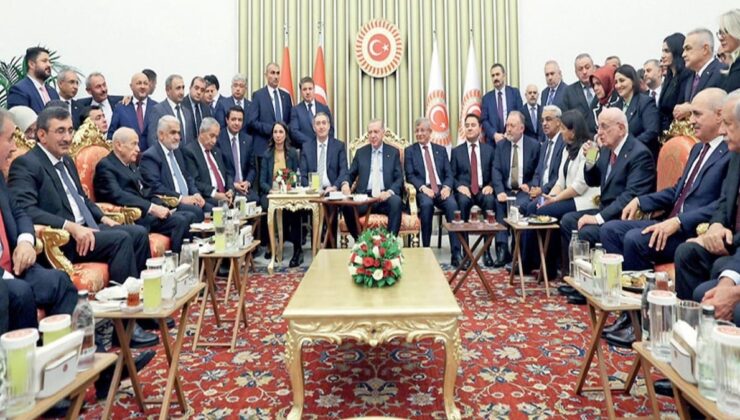 ‘Hain-katil’ dediklerini çaya sohbete çağırmış