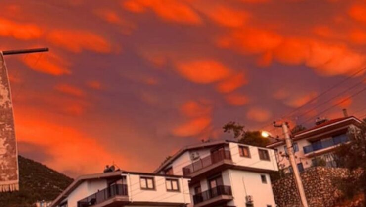 ‘Mammatus’ bulutları Fethiye semalarında ortaya çıktı