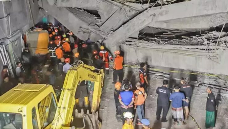Endonezya’da yatılı okul binası çöktü: 54 öğrenci öldü