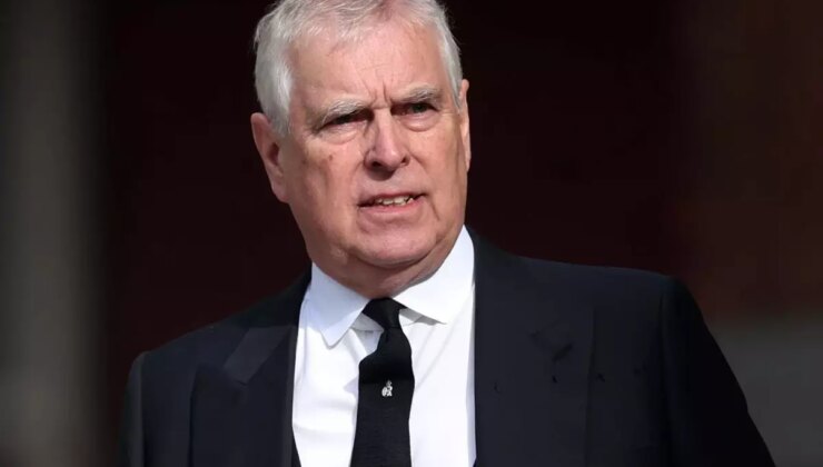İngiltere Kralı Charles, kardeşi Prens Andrew’un ünvanlarını geri alıyor