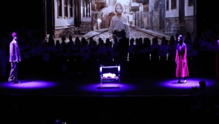 Öğrenciler yapay zekayla Atatürk’ün hayatını müzikale dönüştürdü