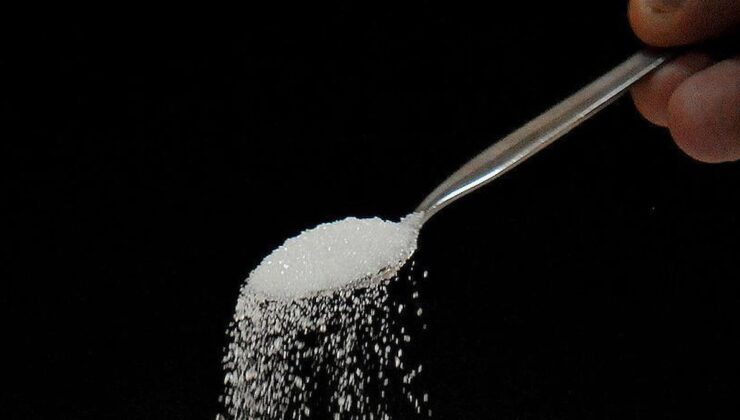 Şekerli yiyecek ve içecek tüketmeden önce bir kez daha düşünün