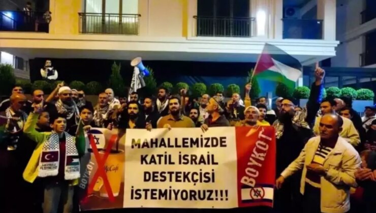 Üsküdar’da McDonald’s protestosu: Mahallemizde Yahudi sermayesi istemiyoruz
