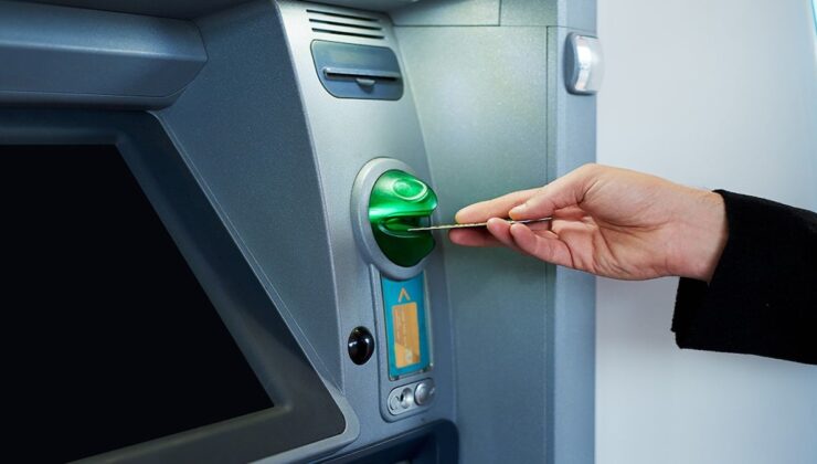 ATM’lerde ‘kara kutu’ vurgunu: Paraları boşaltıp gidiyorlar