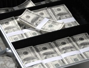 Aylardır süren kara para operasyonlarının nedeni belli oldu: Teftiş için Türkiye’ye geliyorlar