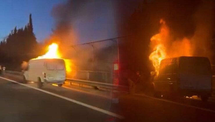 Beşiktaş’ta seyir halindeki minibüste yangın