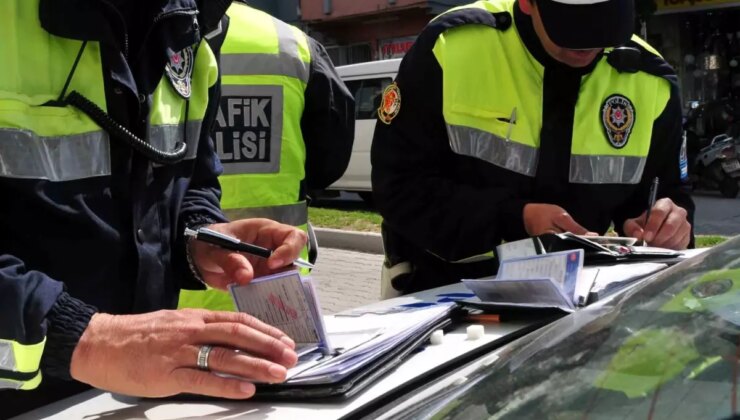 Bugünden itibaren 5 ay zorunlu! Kurala uymayan sürücülere 6 bin TL ceza var