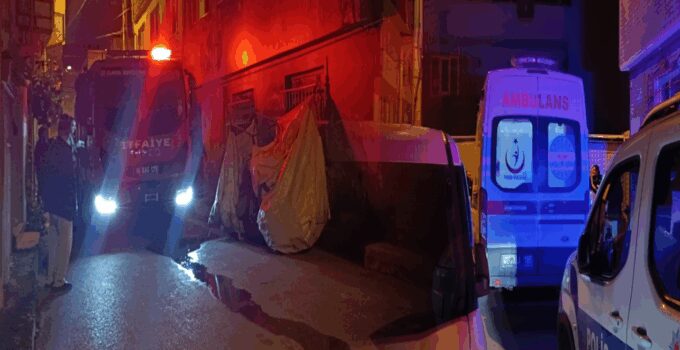 Bursa’da cinnet anları: Evini ateşe verdi